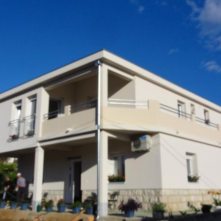 Apartments Cubela Beautiful Garden Trogir Luaran gambar