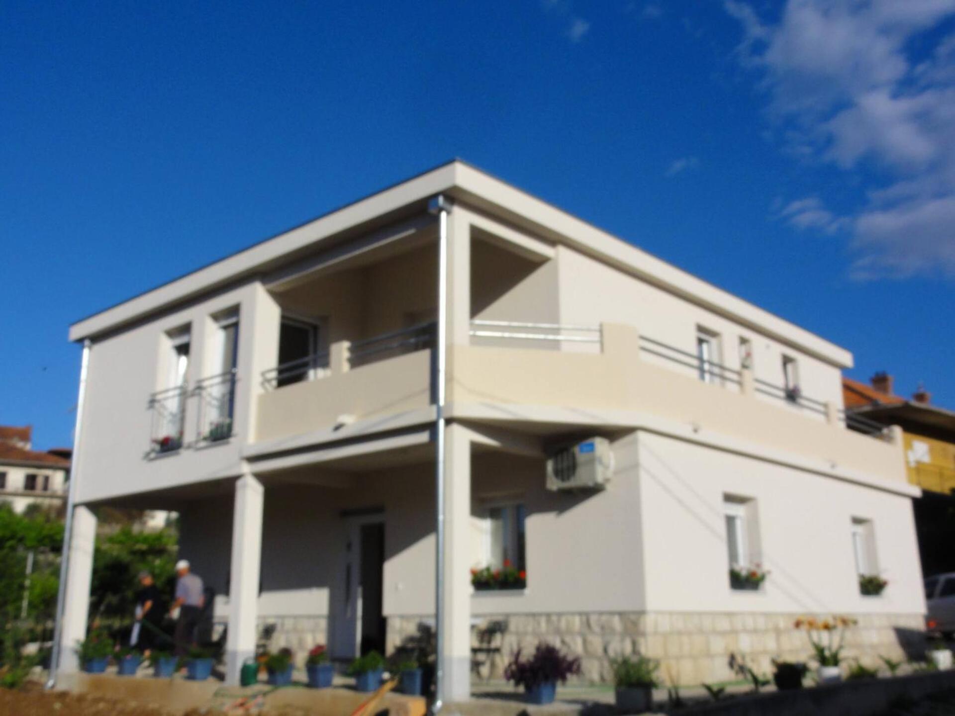 Apartments Cubela Beautiful Garden Trogir Luaran gambar